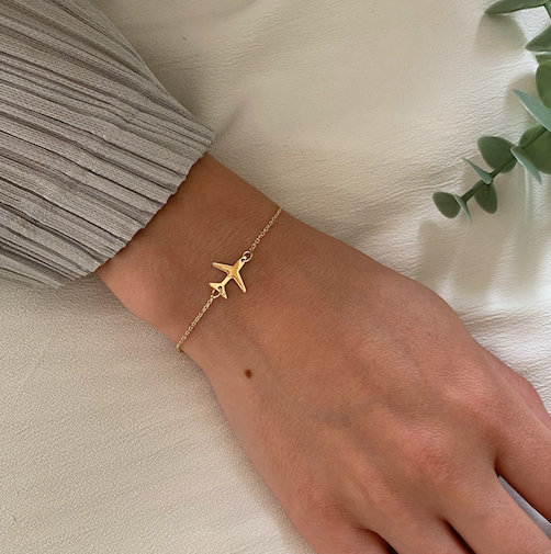 Gift for Her travel gift 14K Gold Airplane Bracelet for Women made by Negru Jewelry online store from solid 14k gold on bracelet chain aviation gift cabin crew flight attendant