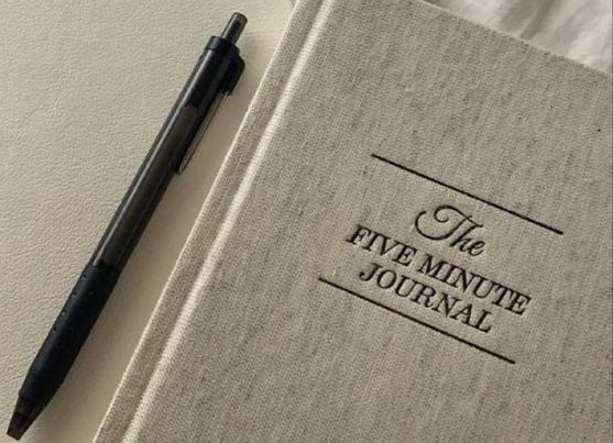 4 Manifestation Journal ideas for beginners