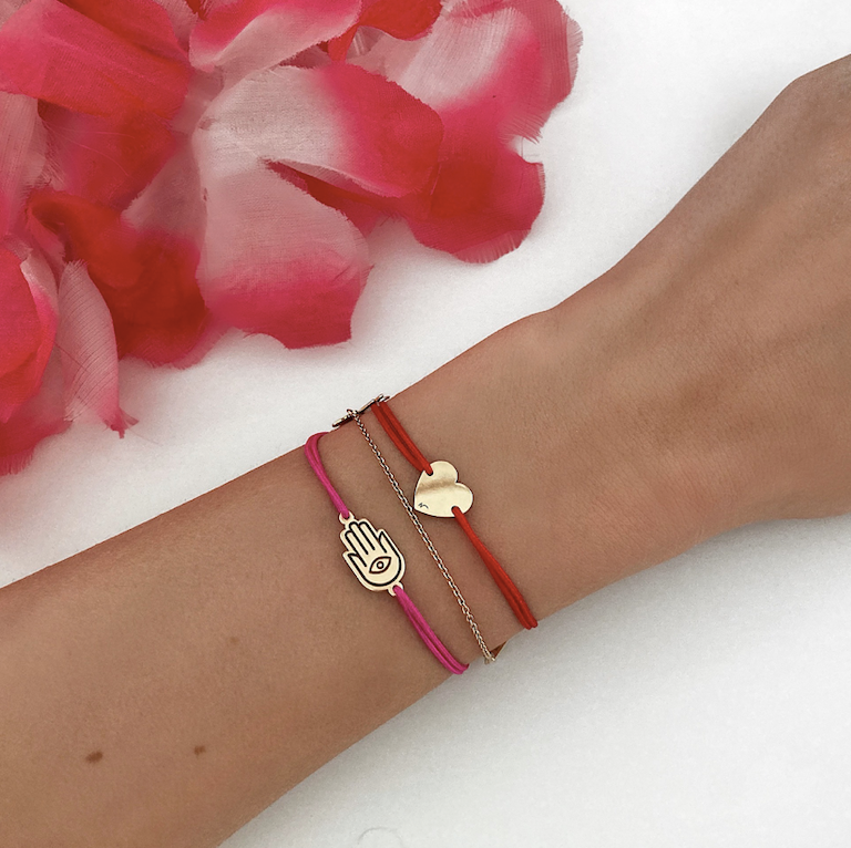 gift for her 14K Gold Heart Charm Bracelet for Women made by Negru Jewelry store